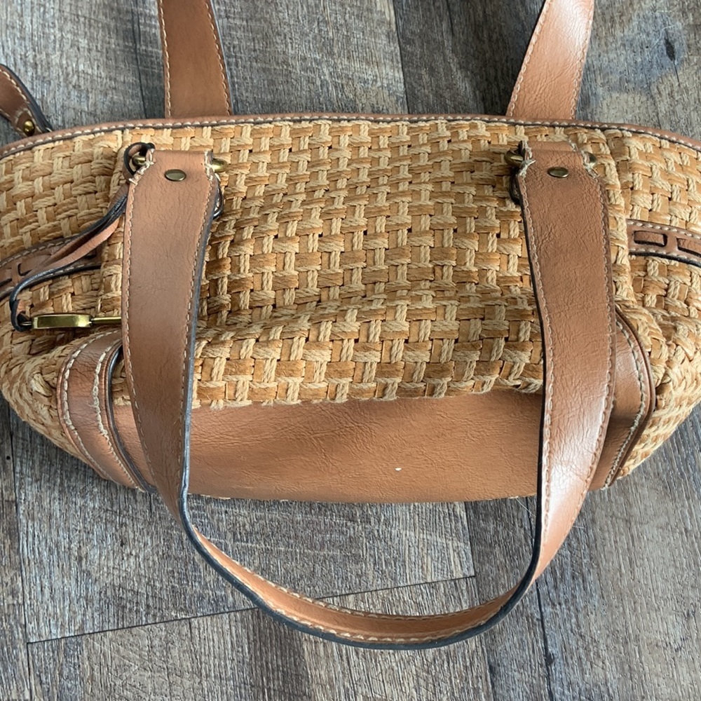 Fossil Vintage Tan Basket Woven Leather Shoulder Bag - Picture 6 of 14